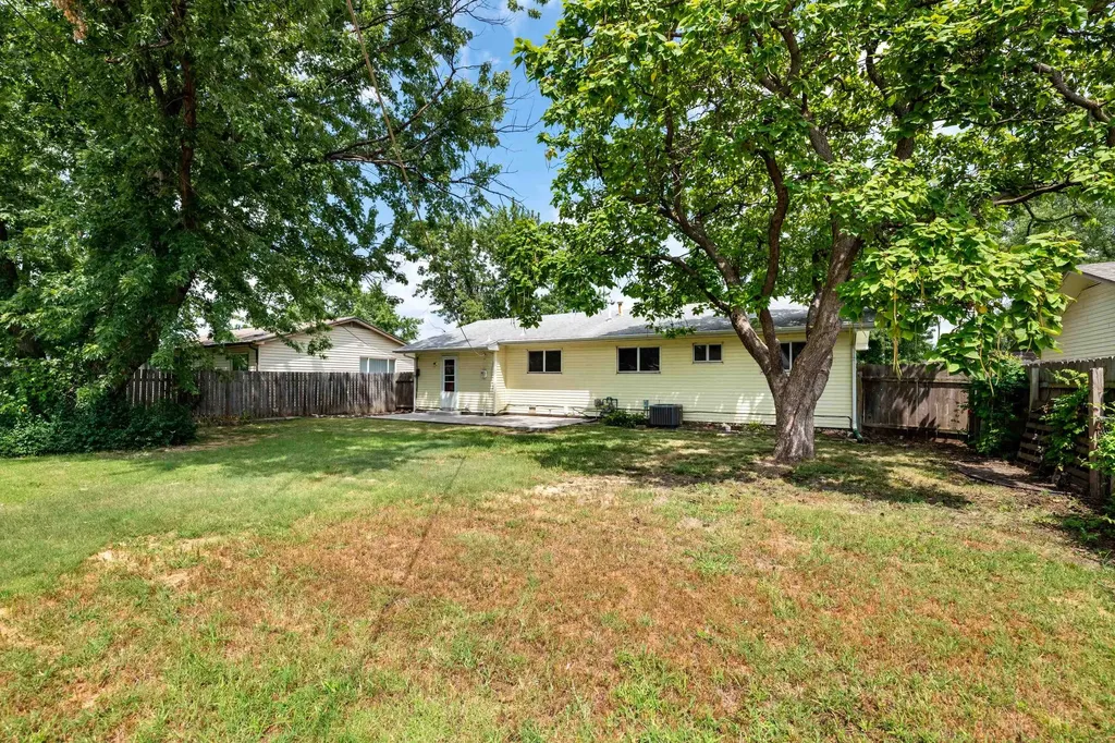 3327 S All Hallows Avenue Wichita KS 67217