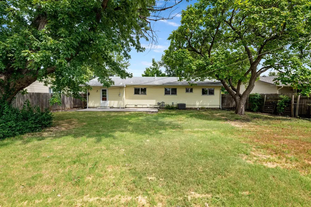 3327 S All Hallows Avenue Wichita KS 67217
