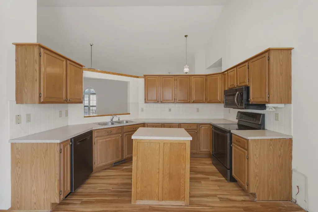 6515 E 30th Street N Wichita KS 67226