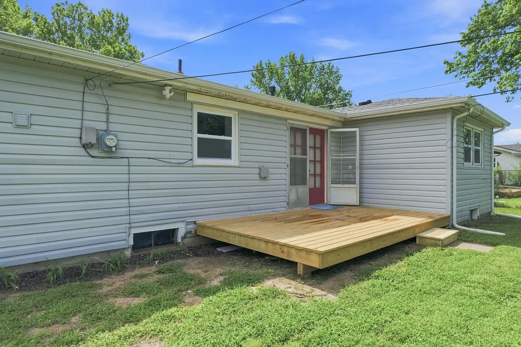 833 N Mccomas Avenue Wichita KS 67203