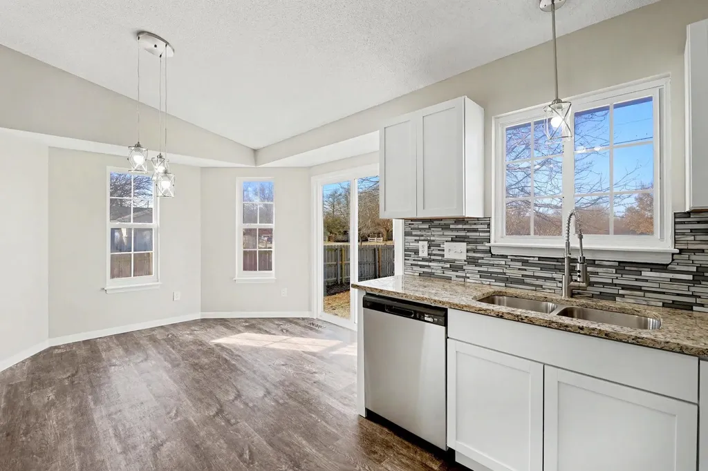 1813 N Pine Grove Street Wichita KS 67212