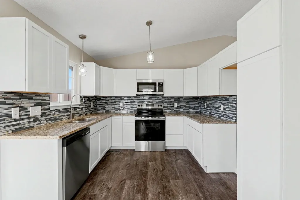 1813 N Pine Grove Street Wichita KS 67212