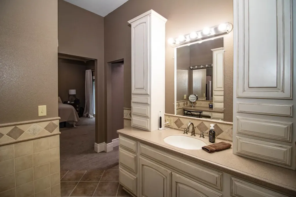 114 W Woodland Court Mulvane KS 67110