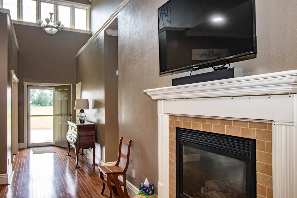 114 W Woodland Court Mulvane KS 67110