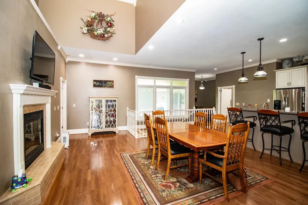 114 W Woodland Court Mulvane KS 67110