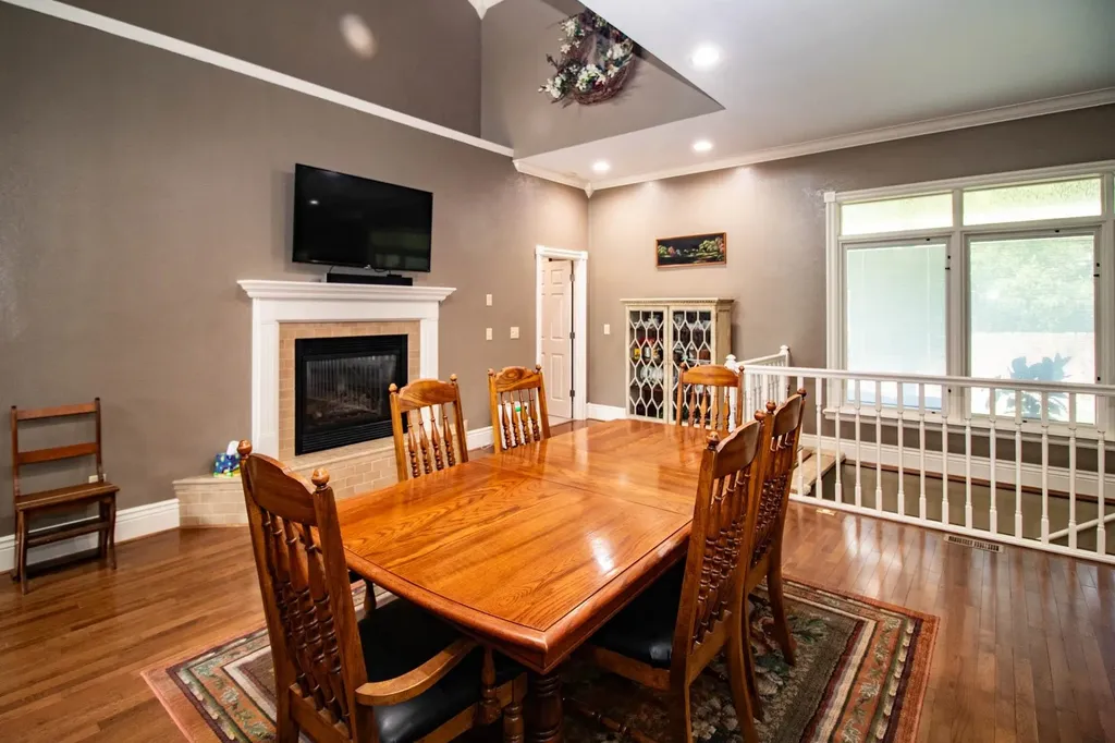 114 W Woodland Court Mulvane KS 67110