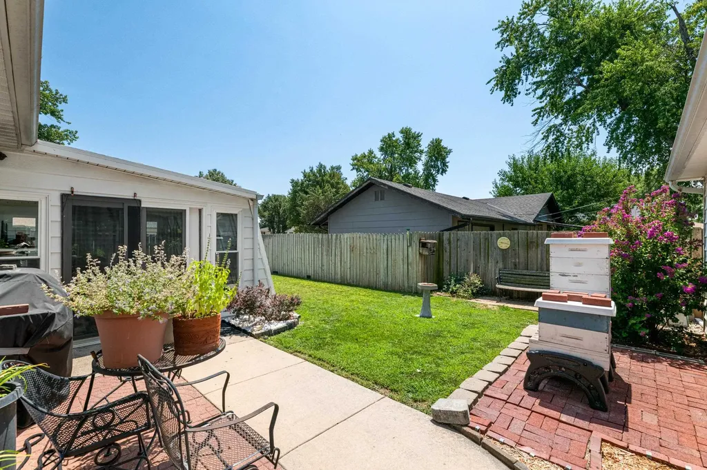 801 N Emerson Avenue Wichita KS 67212