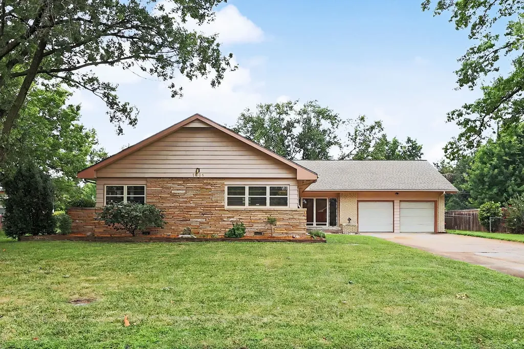 1901 W Nottingham Lane Wichita KS 67204