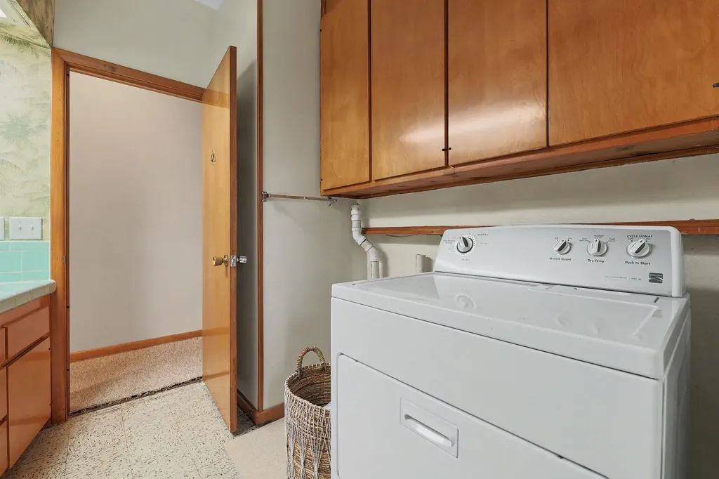 1901 W Nottingham Lane Wichita KS 67204