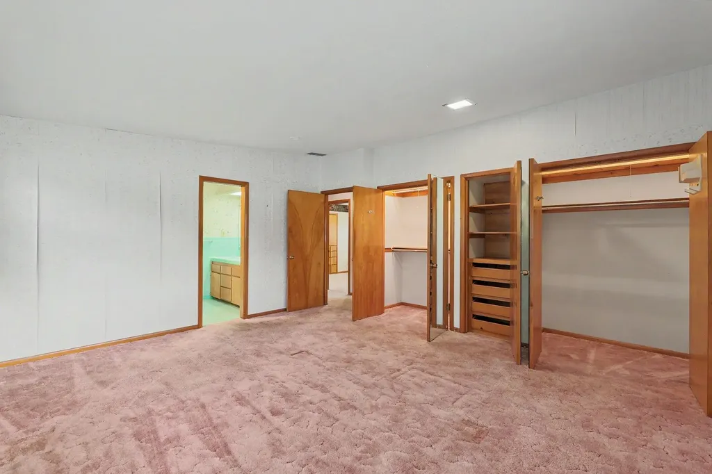 1901 W Nottingham Lane Wichita KS 67204