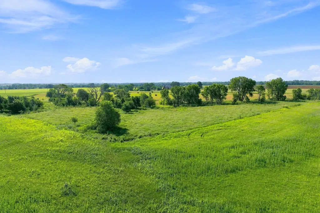 00000 383rd Cheney KS 67025-0730