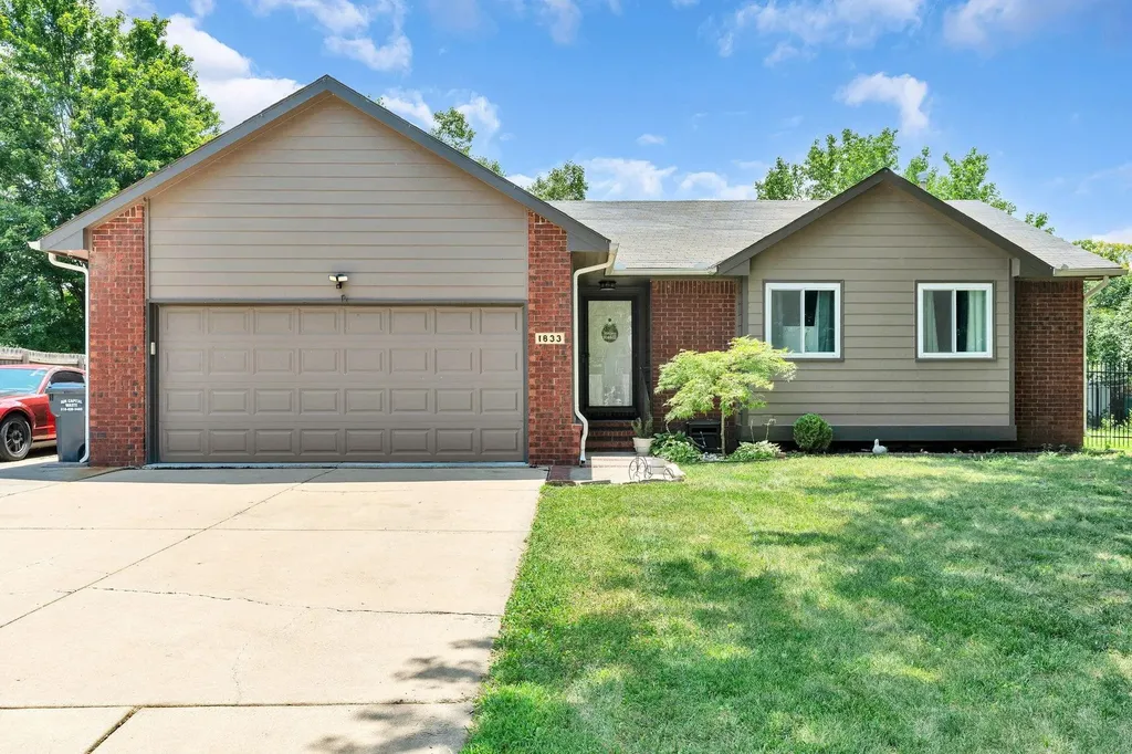1833 N Shefford Wichita KS 67212