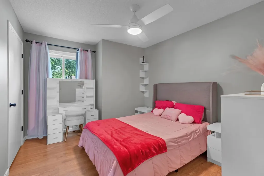 1833 N Shefford Wichita KS 67212