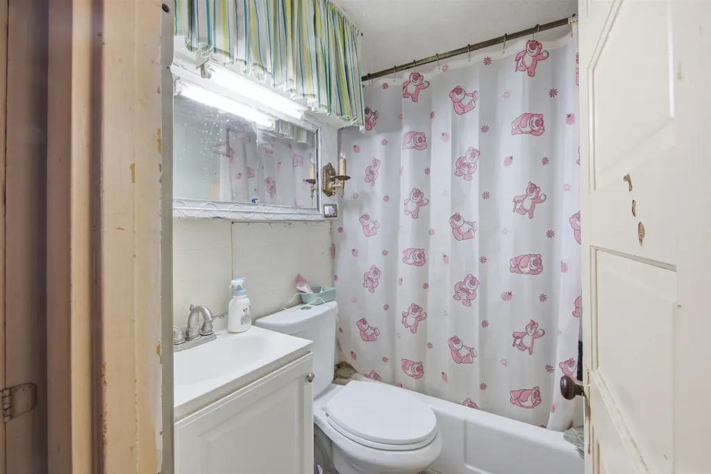 1925 W Mccormick Wichita KS 67213