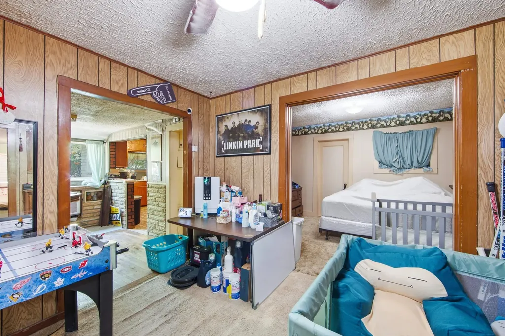 1925 W Mccormick Wichita KS 67213