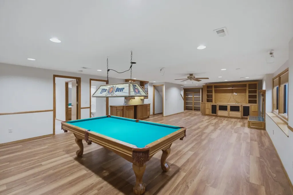 121 S Parkridge Wichita KS 67209