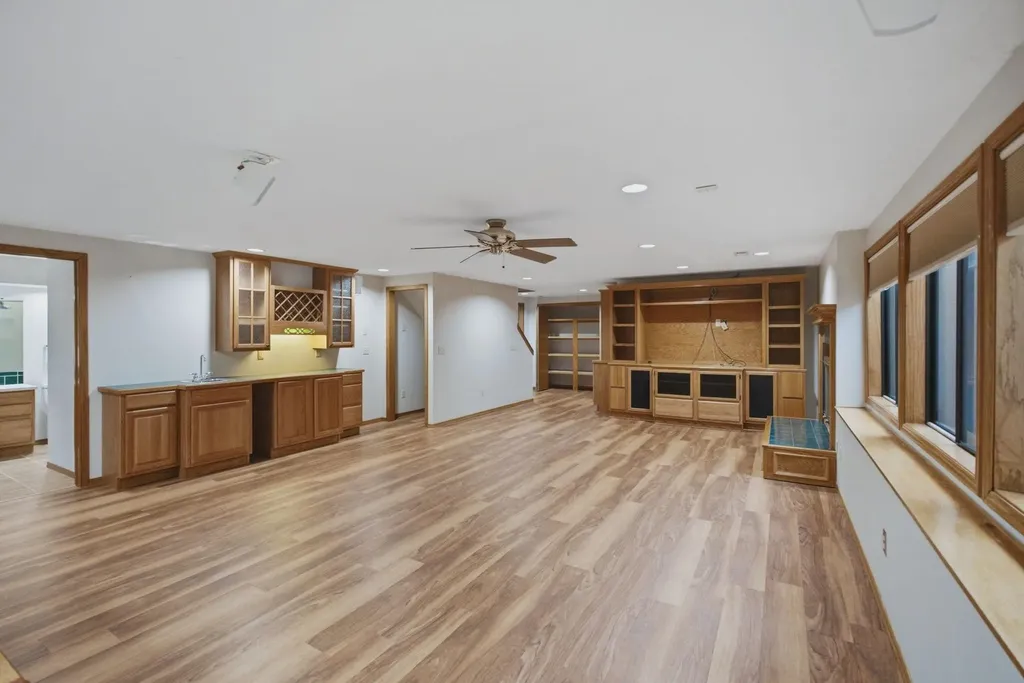 121 S Parkridge Wichita KS 67209