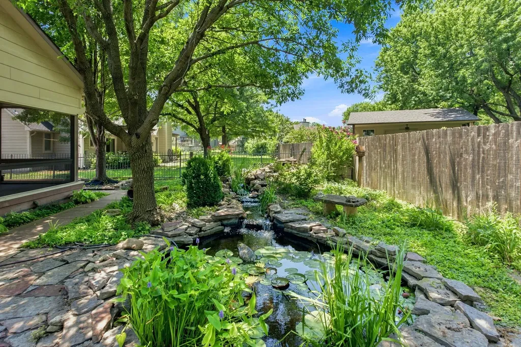 121 S Parkridge Wichita KS 67209