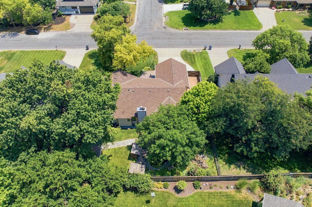 121 S Parkridge Wichita KS 67209