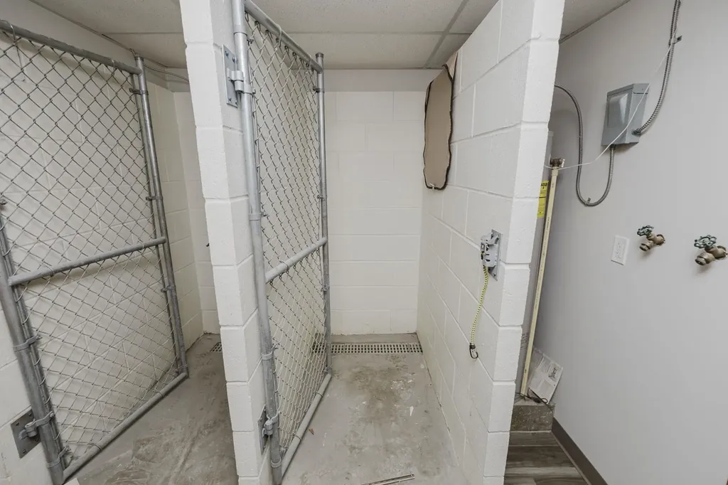 2021 E 4th Street Hutchinson KS 67501