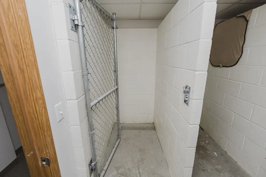 2021 E 4th Street Hutchinson KS 67501