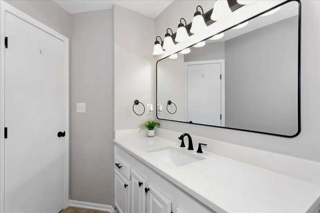 231 E Forest Park Court Derby KS 67037