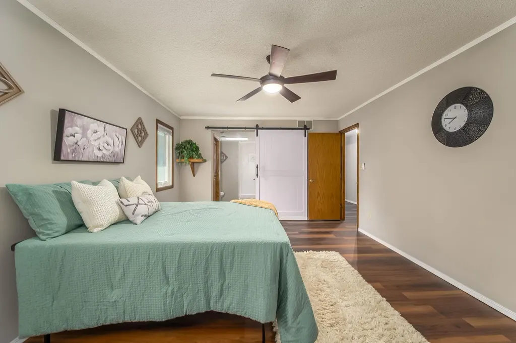 925 S Honeybrook Lane Derby KS 67037-3621