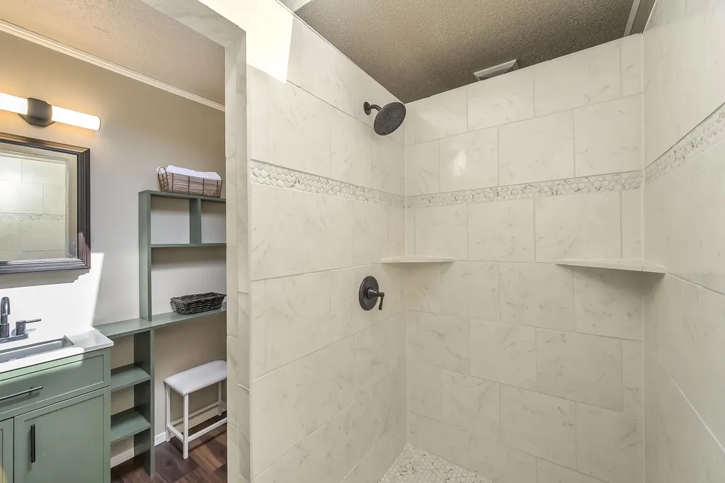 925 S Honeybrook Lane Derby KS 67037-3621