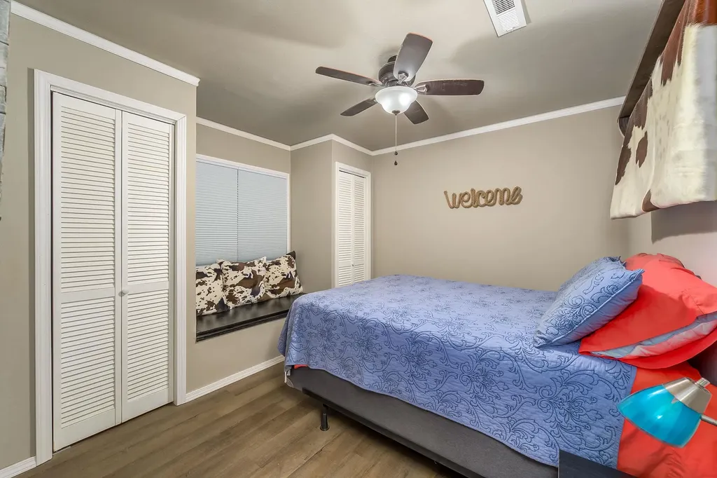 925 S Honeybrook Lane Derby KS 67037-3621