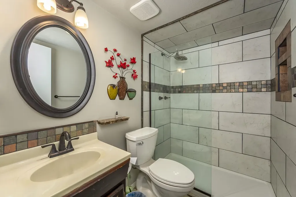 925 S Honeybrook Lane Derby KS 67037-3621