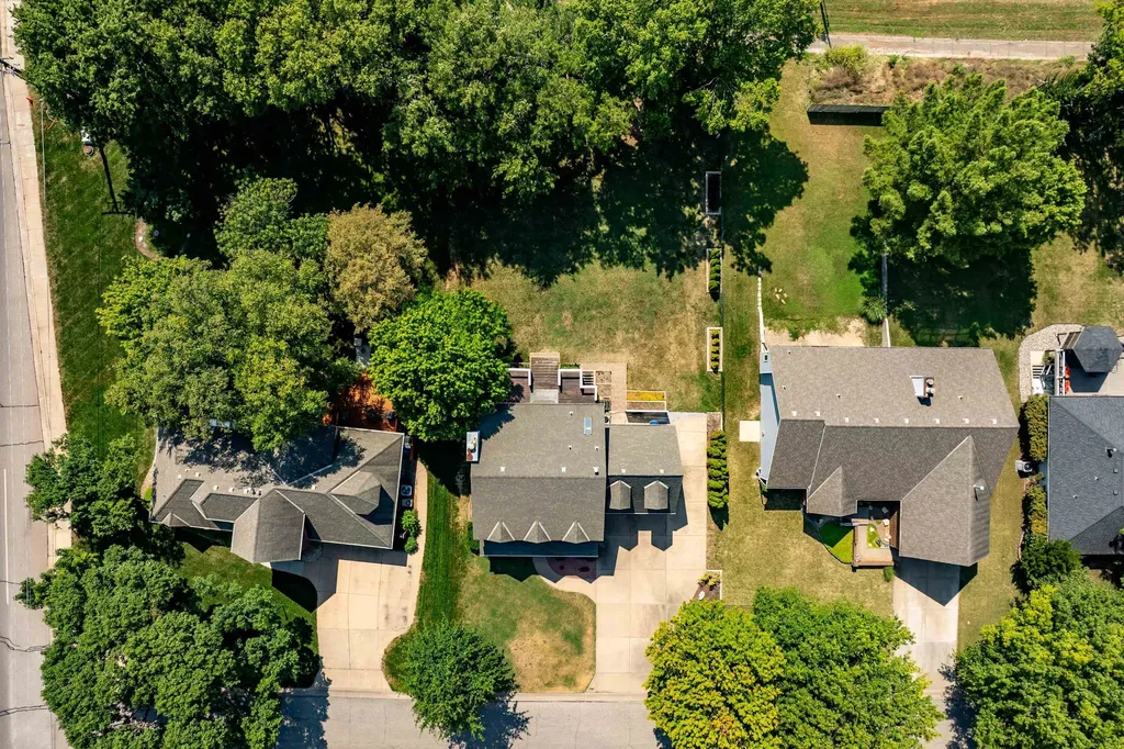 925 S Honeybrook Lane Derby KS 67037-3621