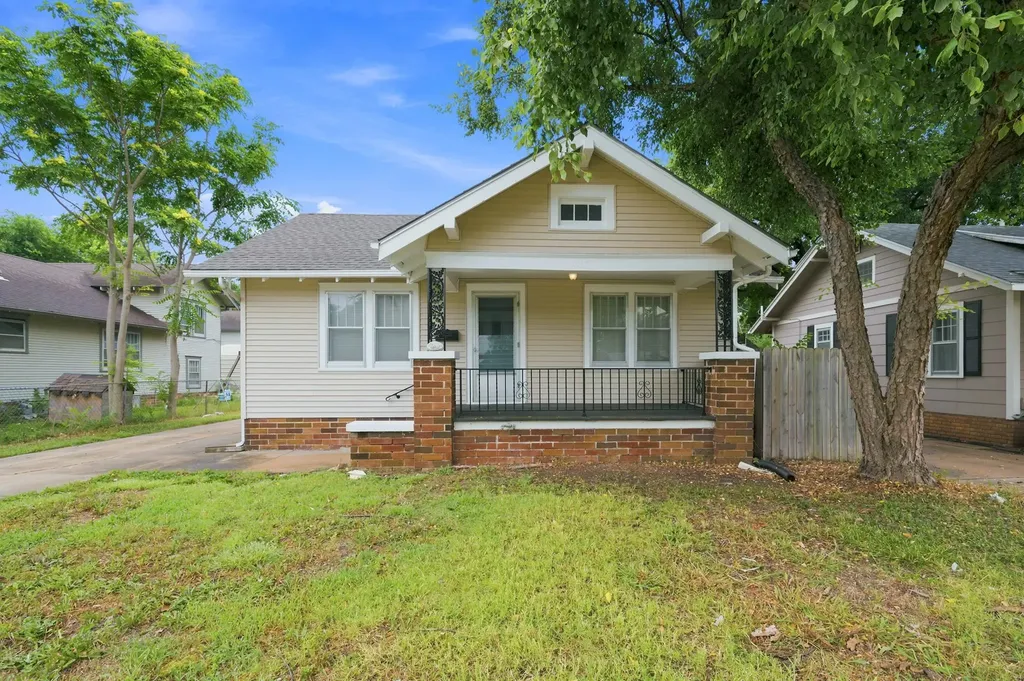 1617 W Mccormick Wichita KS 67213