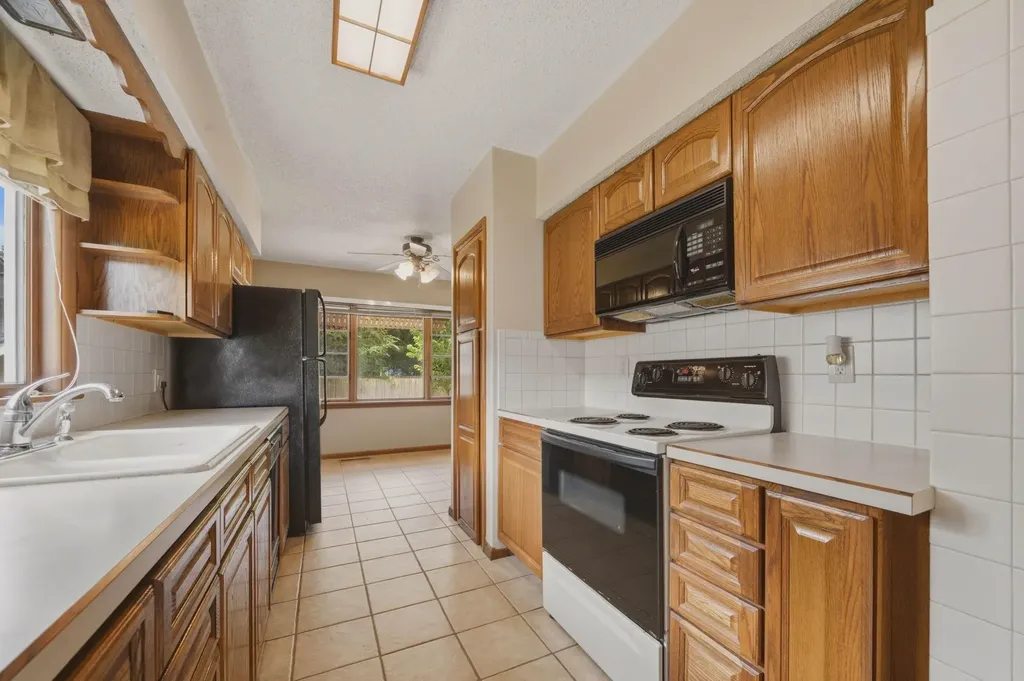 1617 W Mccormick Wichita KS 67213