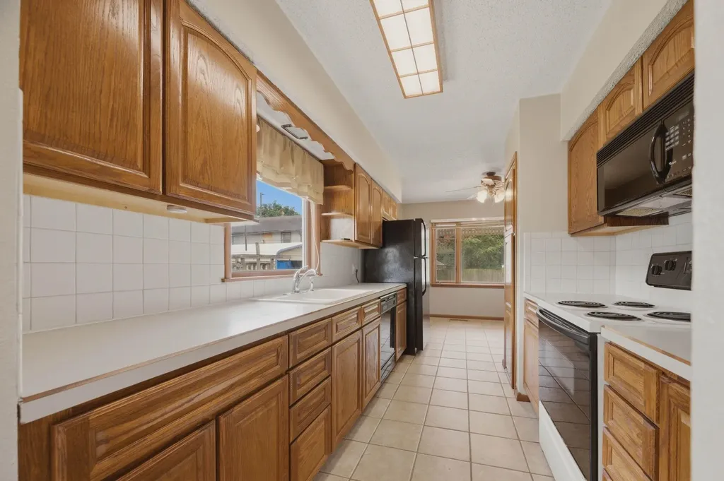 1617 W Mccormick Wichita KS 67213