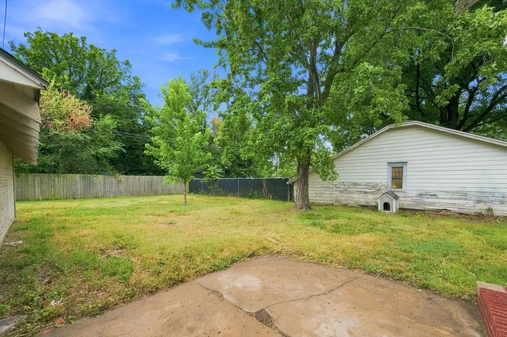 1617 W Mccormick Wichita KS 67213