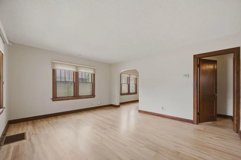 1617 W Mccormick Wichita KS 67213