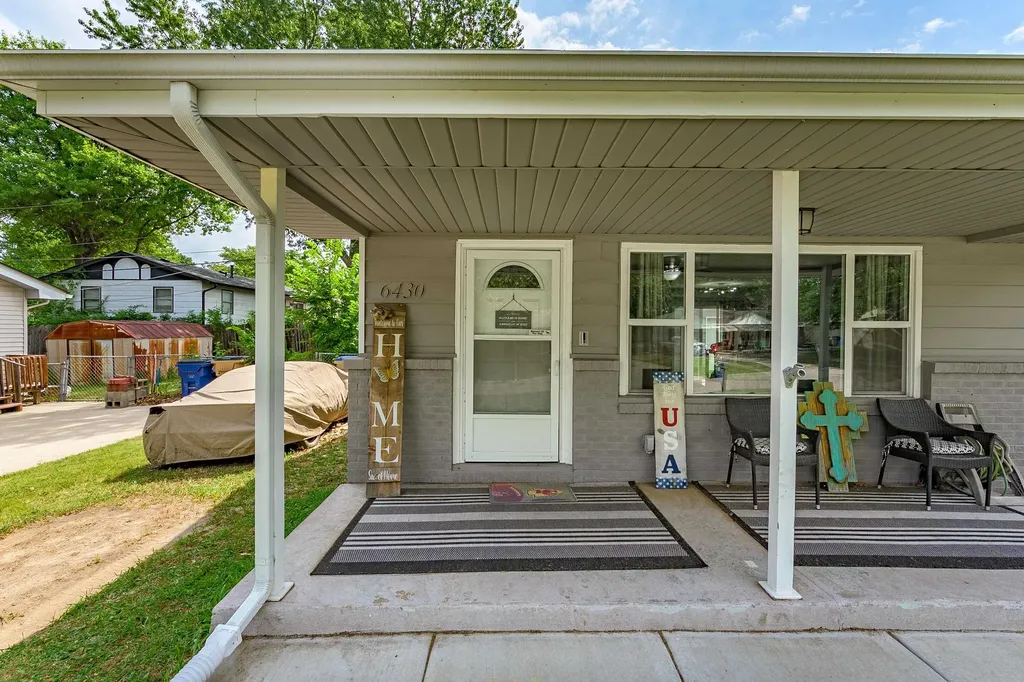 6430 N Longmont Street Park City KS 67219