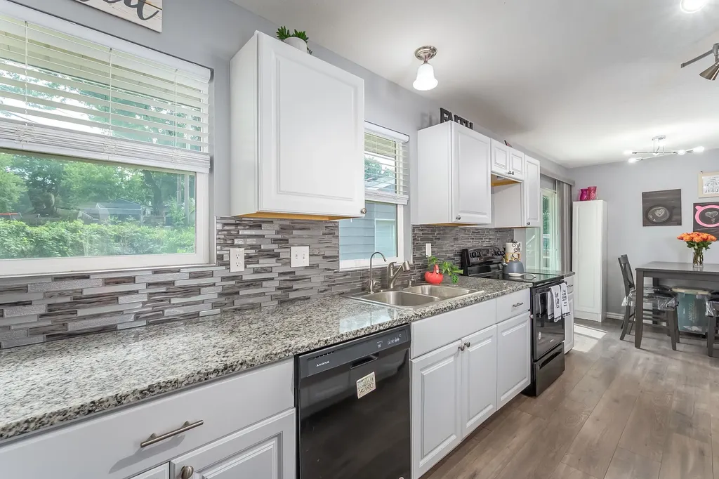 6430 N Longmont Street Park City KS 67219