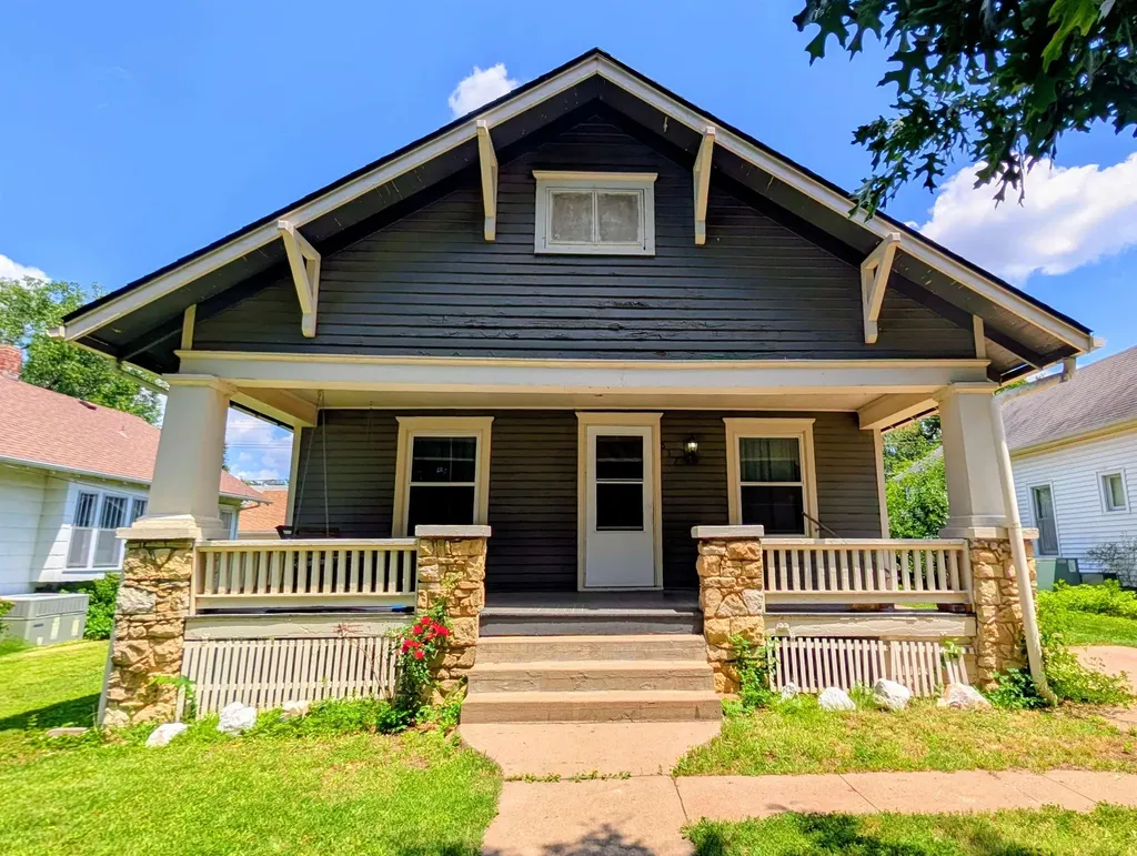 617 N Jefferson Wellington KS 67152