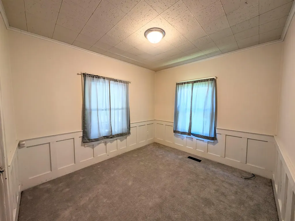 617 N Jefferson Wellington KS 67152