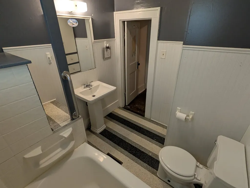 617 N Jefferson Wellington KS 67152