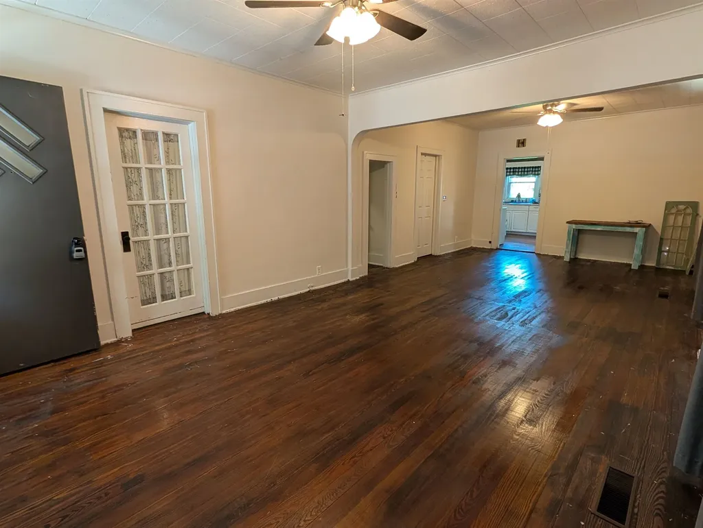 617 N Jefferson Wellington KS 67152