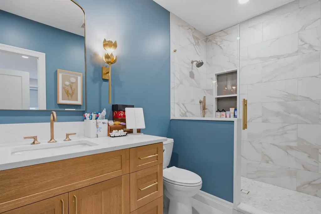 2126 N Clear Creek Wichita KS 67230
