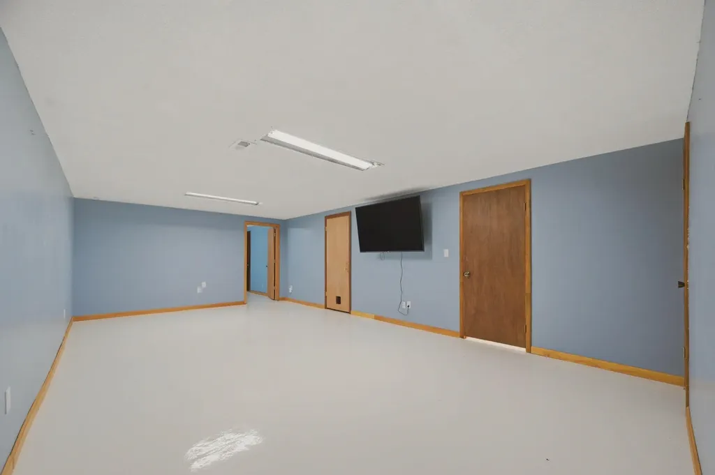 413 S 5th Colwich KS 67030