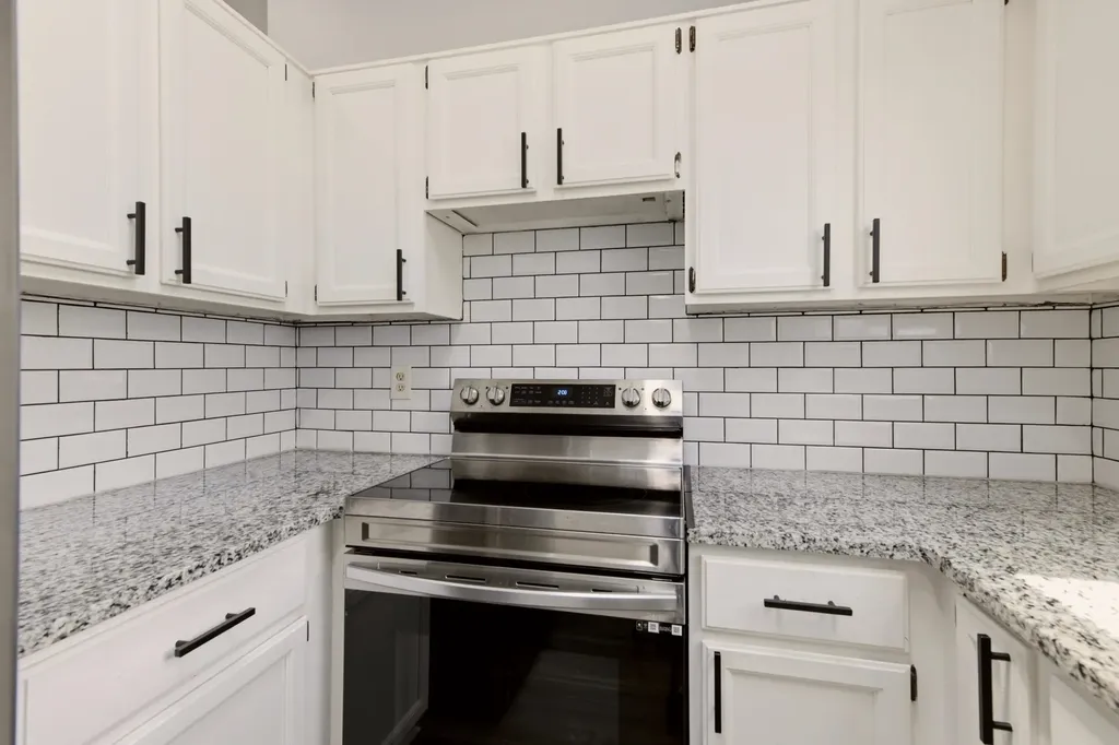 2530 N Beacon Hill Street Wichita KS 67220