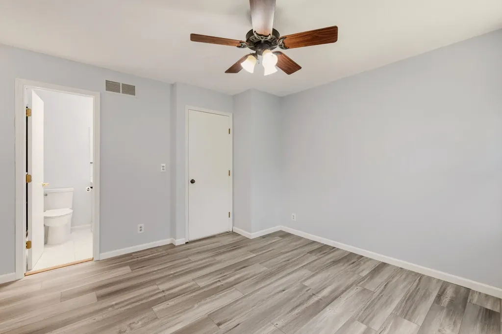 2530 N Beacon Hill Street Wichita KS 67220