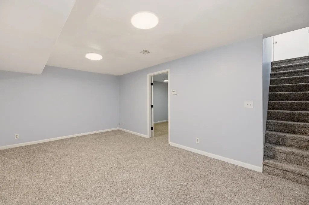 2530 N Beacon Hill Street Wichita KS 67220