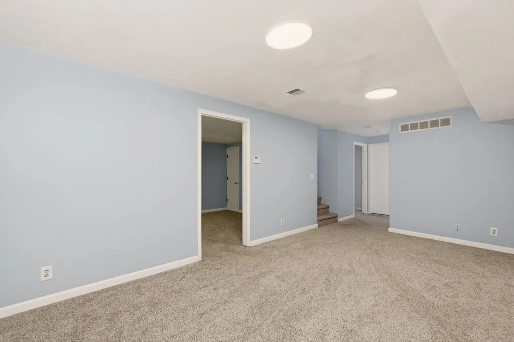 2530 N Beacon Hill Street Wichita KS 67220