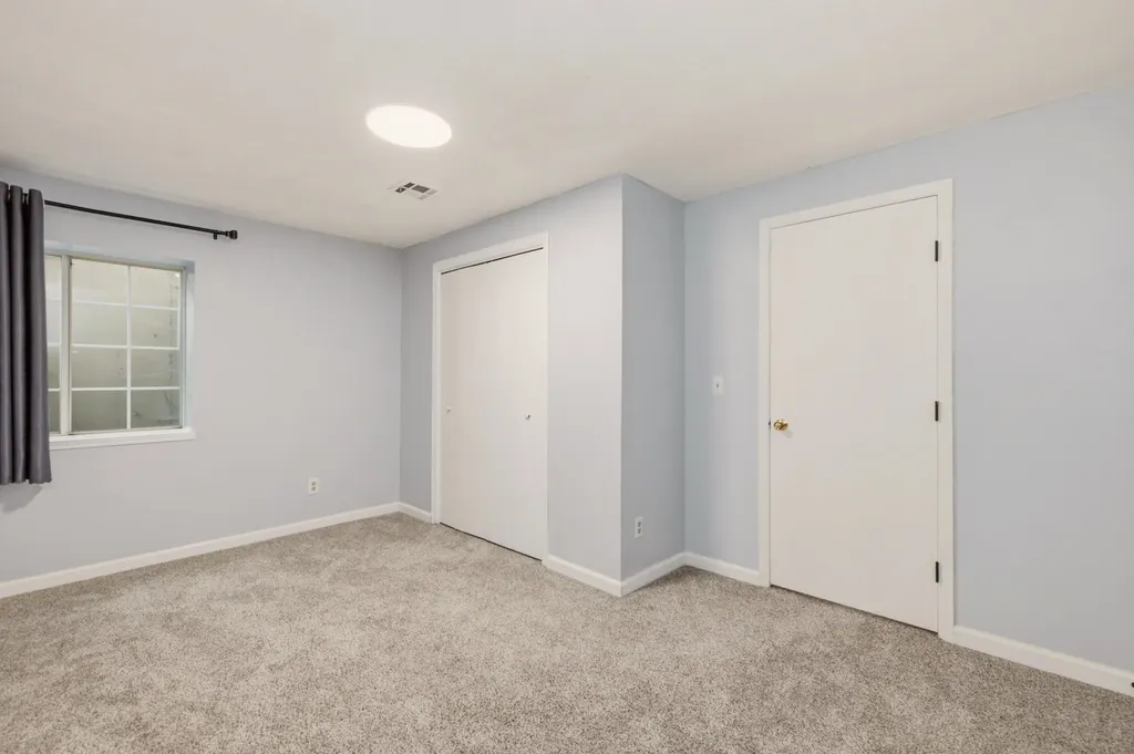 2530 N Beacon Hill Street Wichita KS 67220