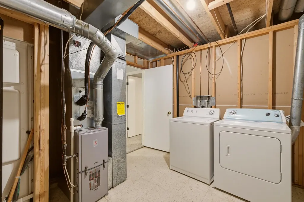 2530 N Beacon Hill Street Wichita KS 67220